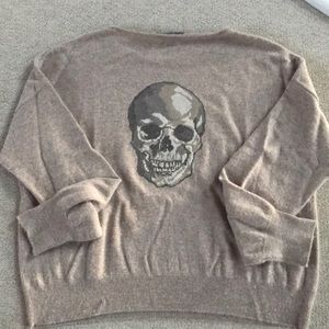 Skull Cashmere sweater. size L. 100% Cashmere